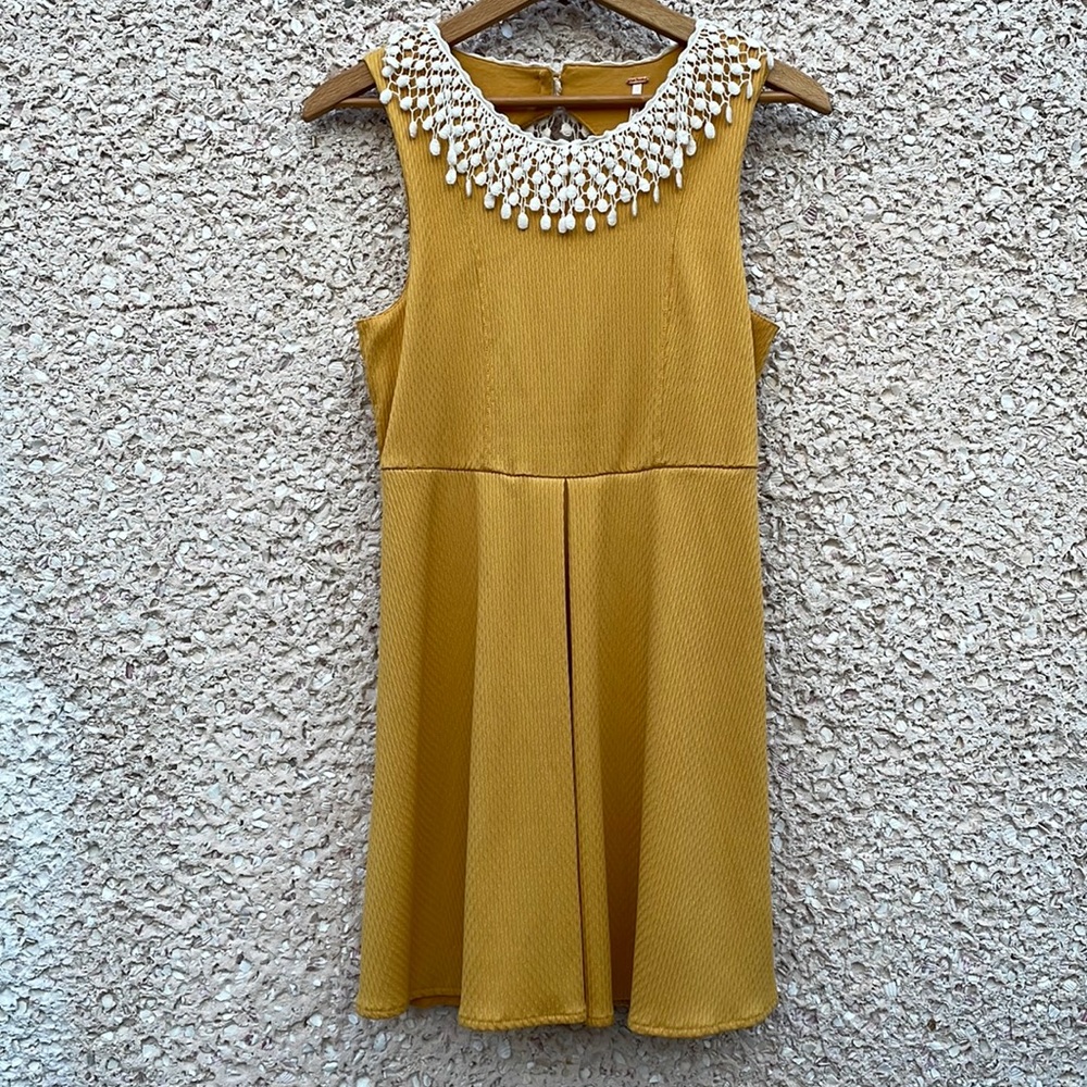 ❣️HOST PICK❣️ Free People Babydoll Collar Dress in Mustard - Picture 4 of 7